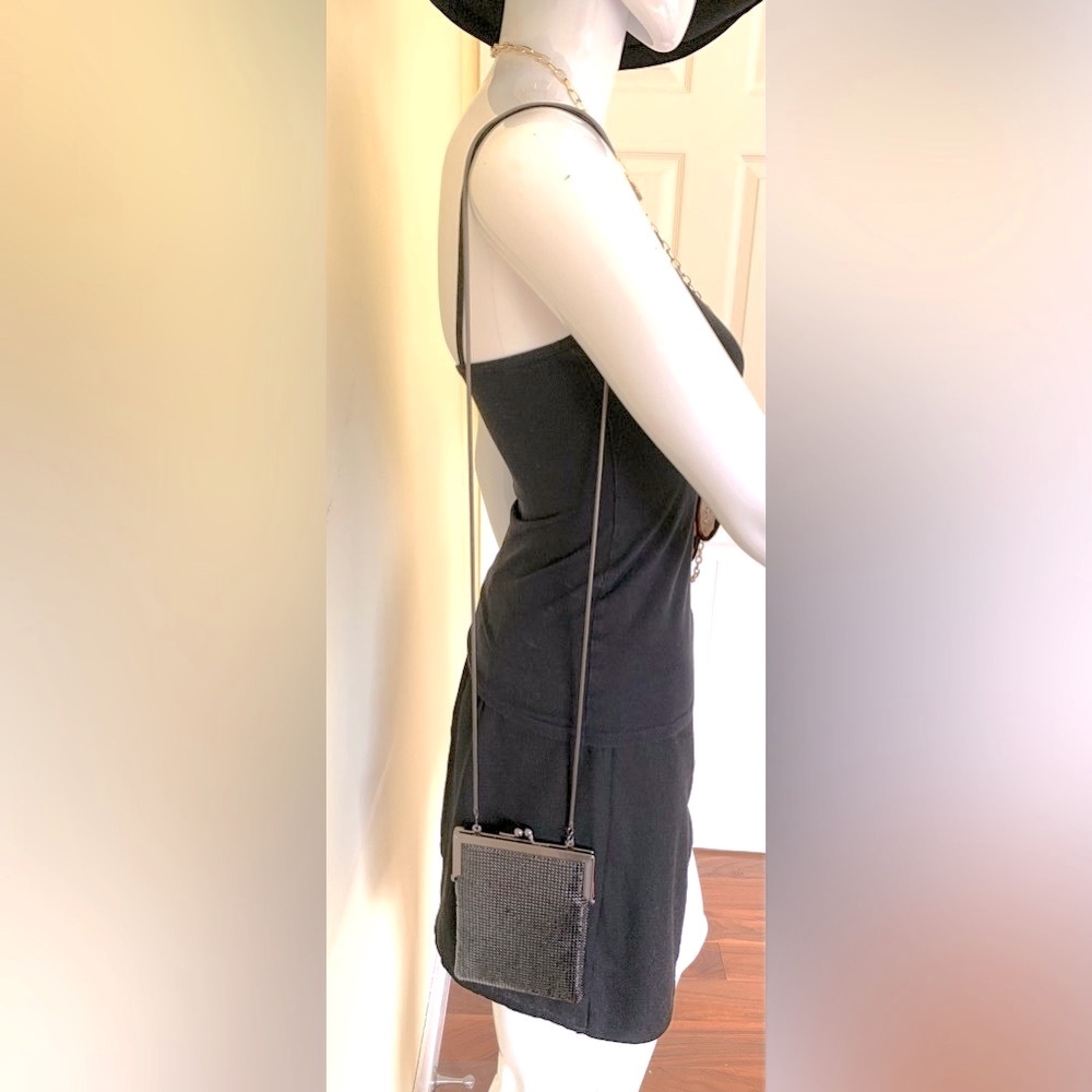 Shiny glittering silver sequined purse clutch evening bag with long chain strap